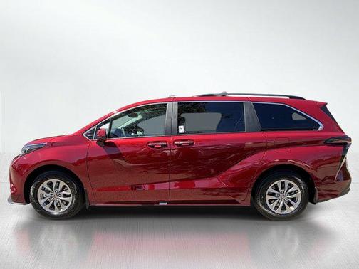 Ruby Flare Pearl 2026 Toyota Sienna XLE