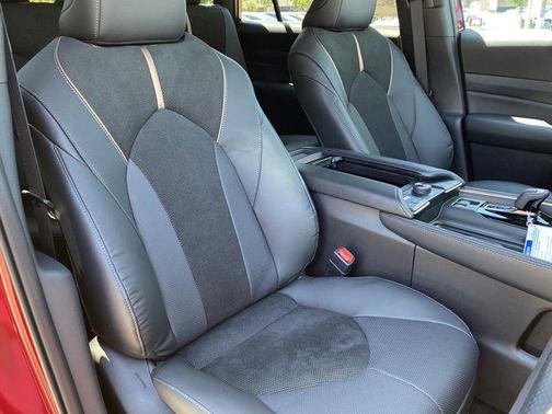 2025 Toyota Grand Highlander Hybrid Limited MAX