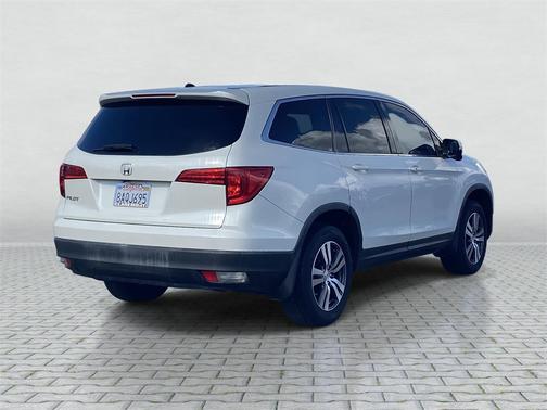 2017 Honda Pilot EX