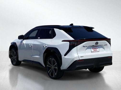 Wind Chill Pearl w/Black Roof 2024 Toyota bZ4X Limited