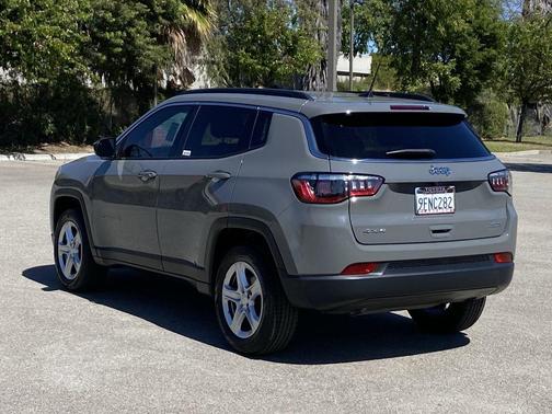 2023 Jeep Compass Latitude
