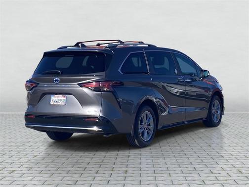 2024 Toyota Sienna Limited