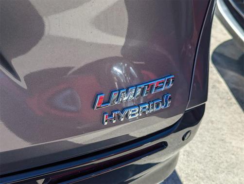 2024 Toyota Sienna Limited 7-Passenger