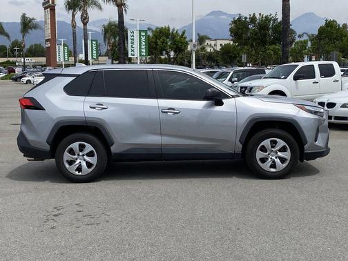 Silver Sky Metallic 2023 Toyota RAV4 LE