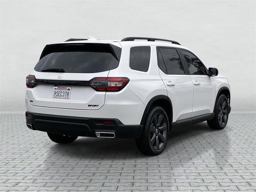 2025 Honda Pilot Sport