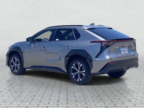 2024 Toyota bZ4X XLE