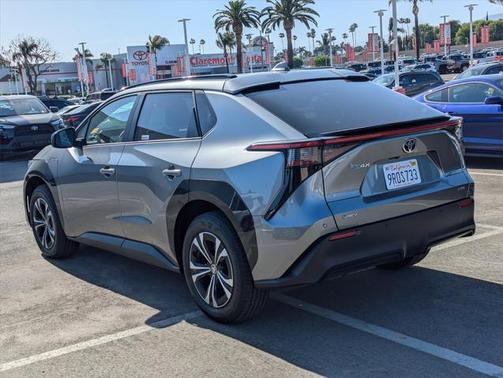 2024 Toyota bZ4X XLE