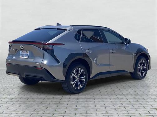 2024 Toyota bZ4X XLE