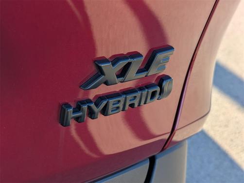 2023 Toyota RAV4 Hybrid XLE