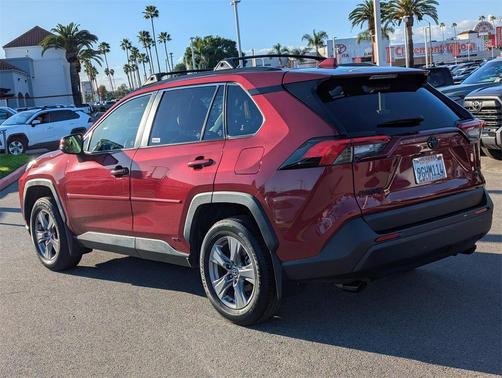 2023 Toyota RAV4 Hybrid XLE