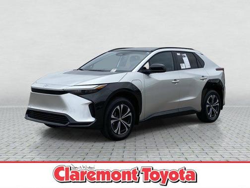 2025 Toyota bZ4X XLE