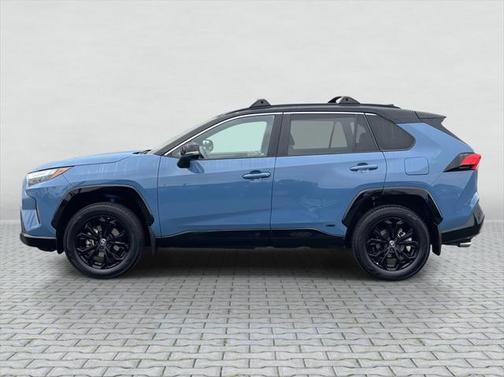 2023 Toyota RAV4 Hybrid SE