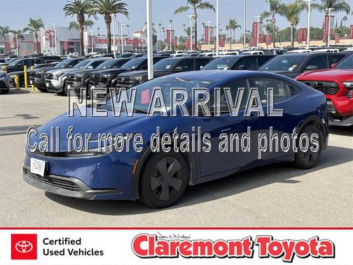 2024 Toyota Prius LE