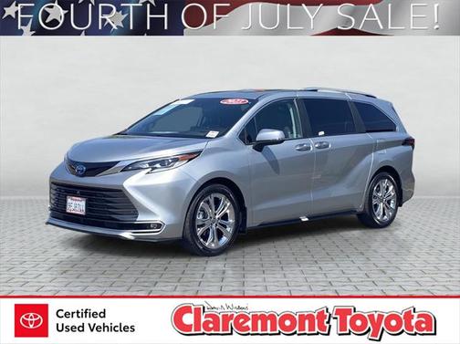 2023 Toyota Sienna Platinum 7 Passenger