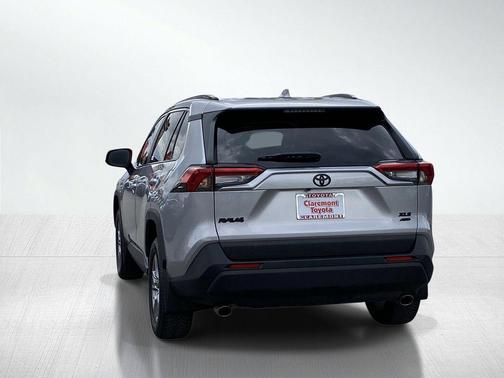 Silver Sky Metallic 2024 Toyota RAV4 XLE