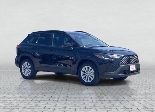 2025 Toyota Corolla Cross LE
