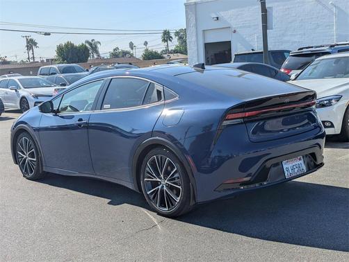 2024 Toyota Prius XLE