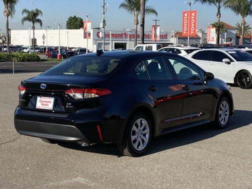 2025 Toyota Corolla Hybrid LE