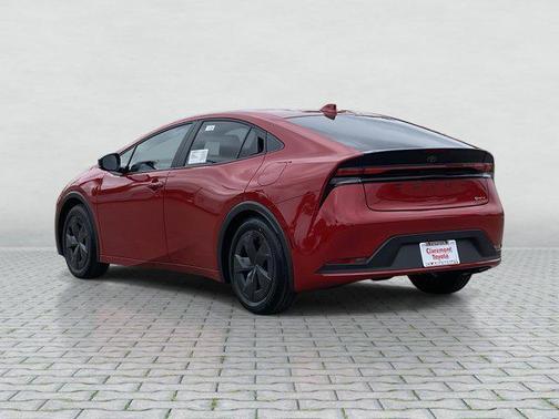 2025 Toyota Prius LE