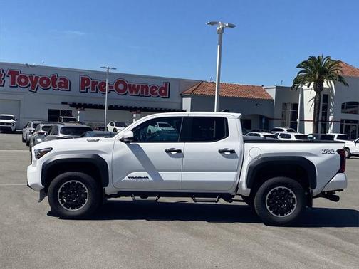 2024 Toyota Tacoma TRD Off Road