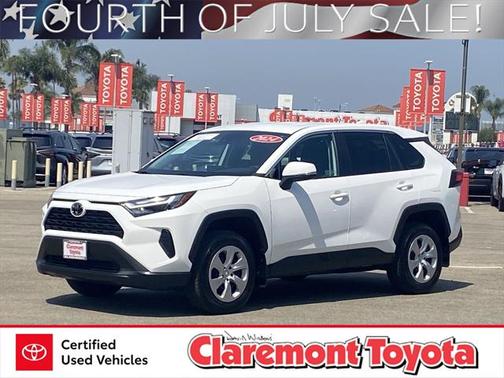 2024 Toyota RAV4 LE