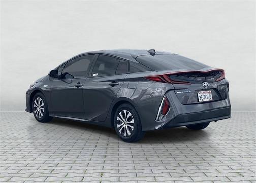 2022 Toyota Prius Prime XLE