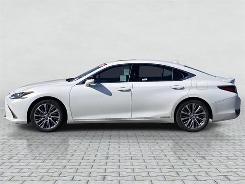 2020 Lexus ES 300h Base