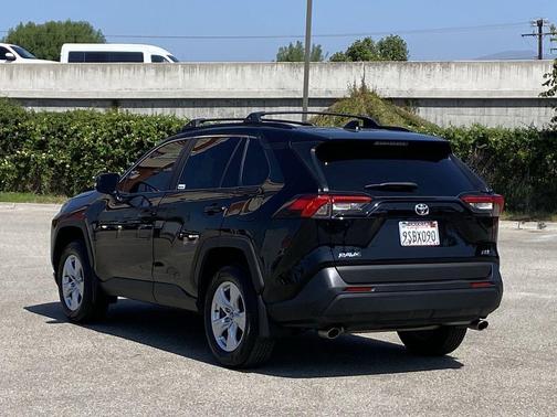 Midnight Black Metallic 2021 Toyota RAV4 XLE