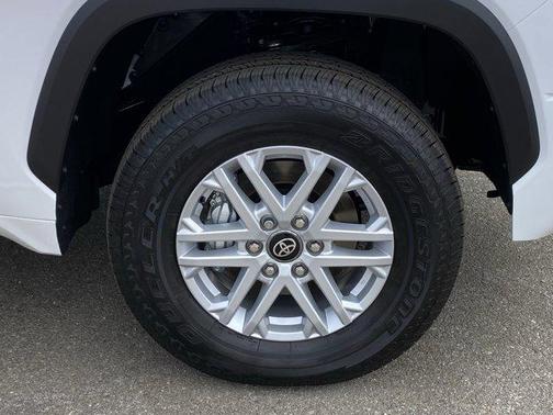 2025 Toyota Tundra SR5