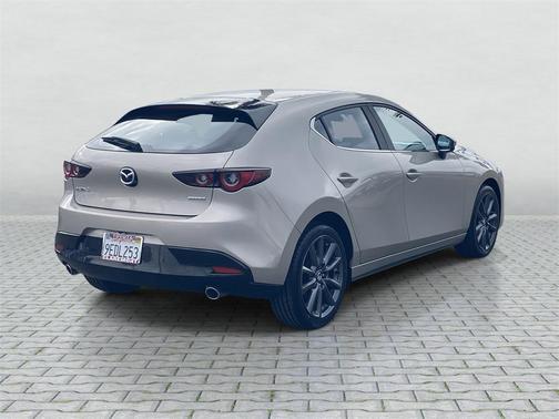 2023 Mazda Mazda3 FWD w/Preferred Package