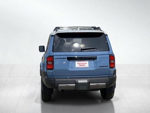 Heritage Blue/Gray Scape Roof 2026 Toyota Land Cruiser Base