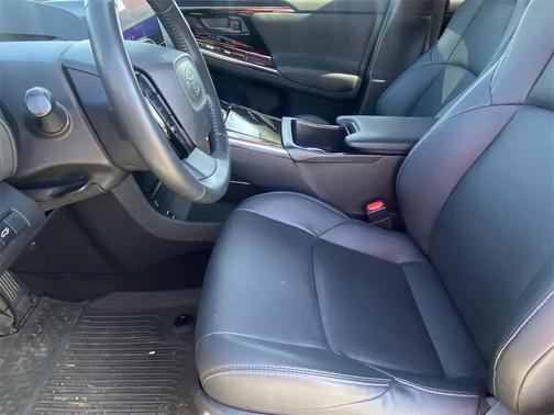 2023 Toyota bZ4X Limited