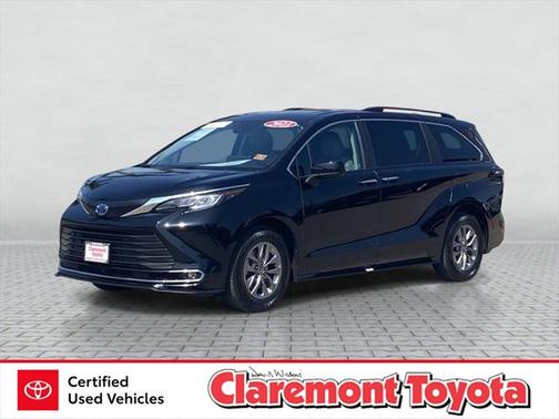 2023 Toyota Sienna XLE