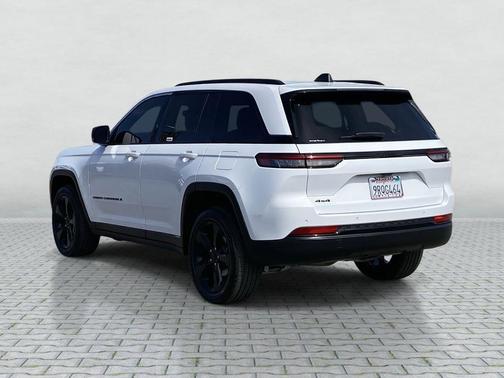 2025 Jeep Grand Cherokee Altitude