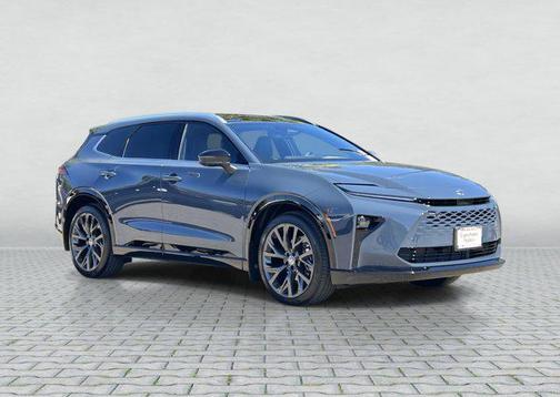 2025 Toyota Crown Signia Limited