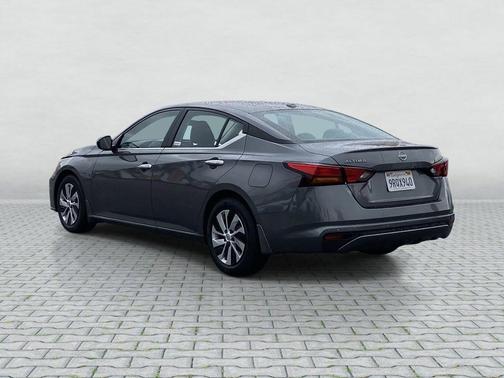 2025 Nissan Altima S FWD