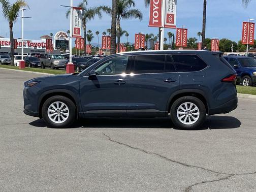 Storm Cloud 2024 Toyota Grand Highlander Hybrid XLE