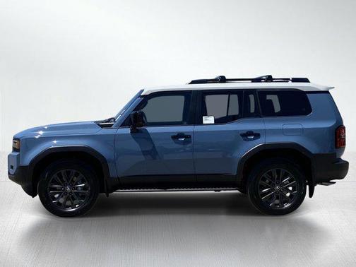 Heritage Blue/Gray Scape Roof 2026 Toyota Land Cruiser Base