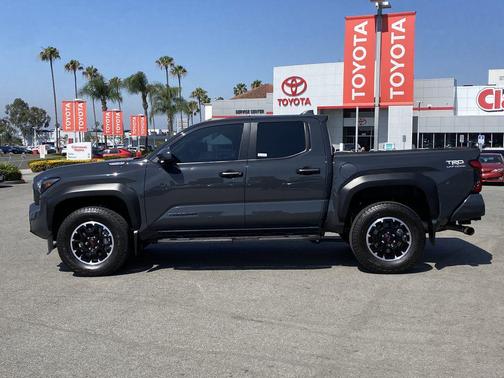 Underground 2025 Toyota Tacoma Hybrid TRD Off Road