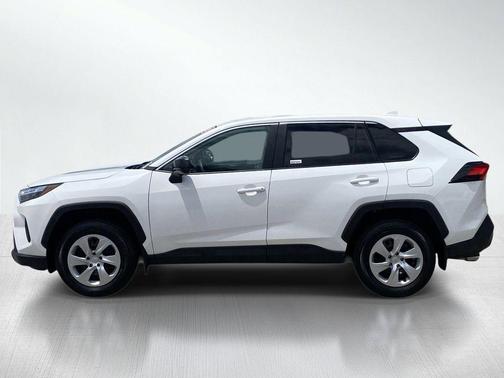 Ice 2025 Toyota RAV4 LE