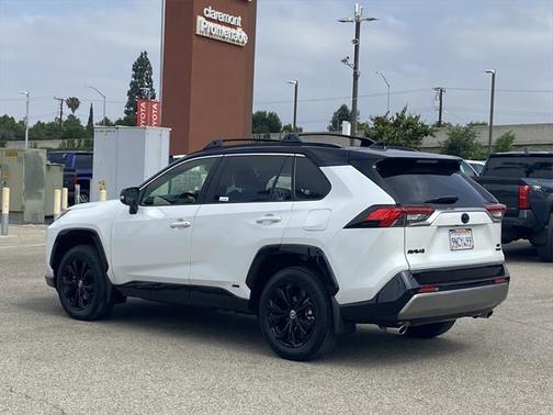 2024 Toyota RAV4 Hybrid SE