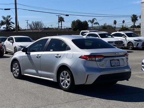 2025 Toyota Corolla LE