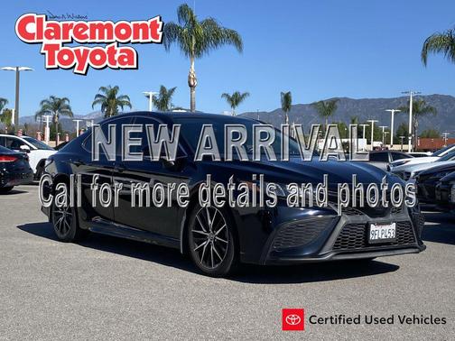 2023 Toyota Camry SE