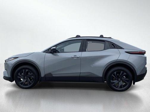 Cement 2026 Toyota C-HR SE