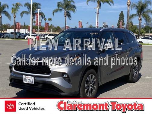 2025 Toyota Highlander XLE