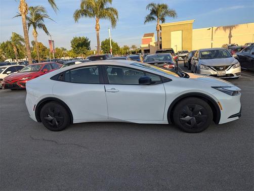 2024 Toyota Prius LE