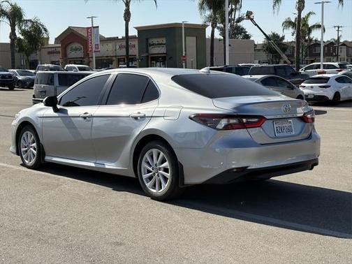 2022 Toyota Camry LE