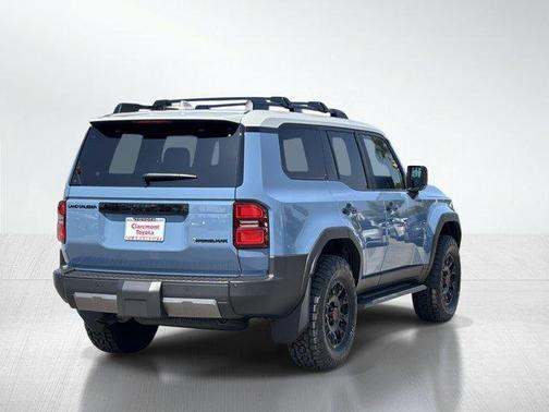 Heritage Blue/Gray Scape Roof 2026 Toyota Land Cruiser Base