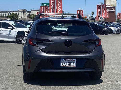 Magnetic Gray Metallic 2025 Toyota Corolla SE