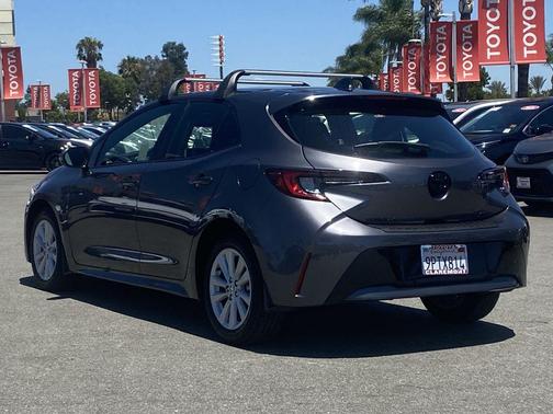 Magnetic Gray Metallic 2025 Toyota Corolla SE